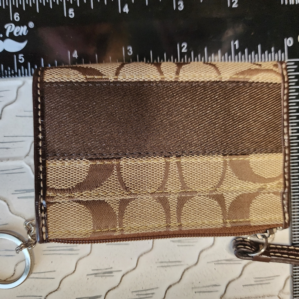 Coach Card Holder Key Ring - Picture 13 of 13
